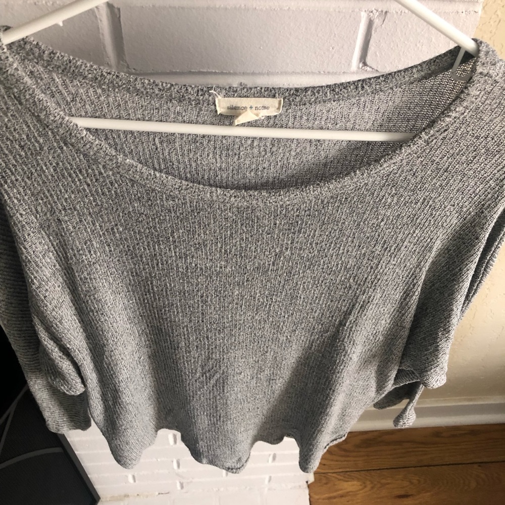 UO Shirt - Picture 3 of 5